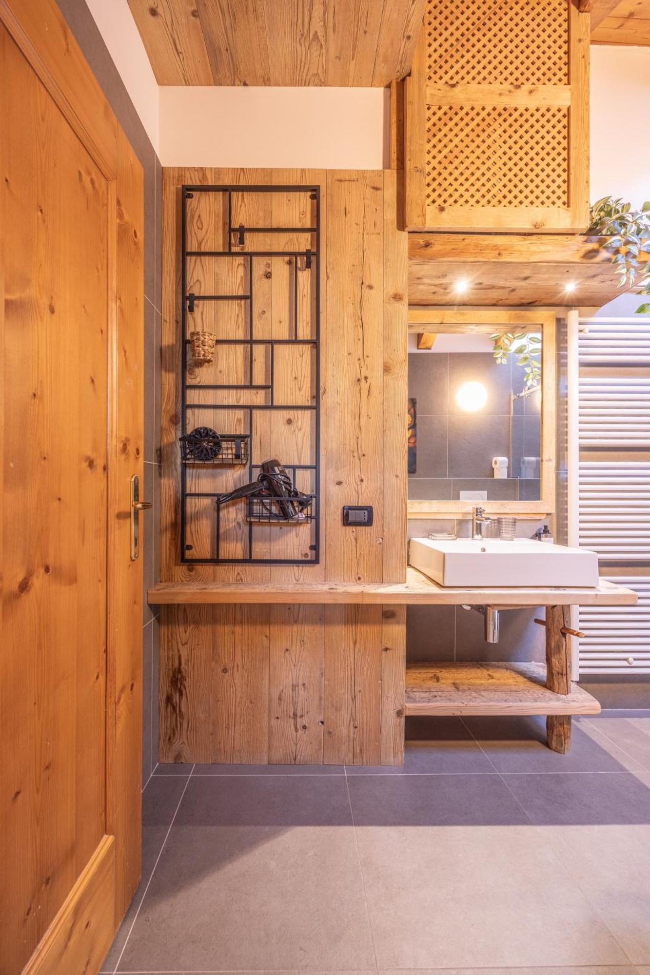 Vodo CadoreCiandolada Wellnessアパートメント エクステリア 写真